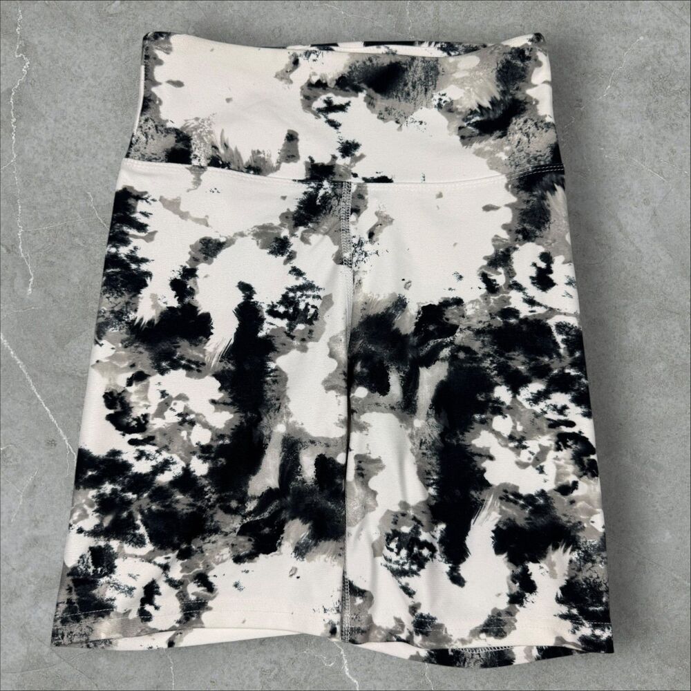 Women's Balance Collection Marbled Ink Pattern Biker Workout Shorts - Small